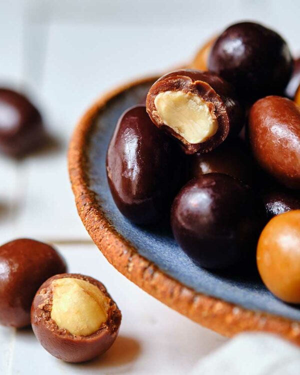 Amandes et noisettes enrobées